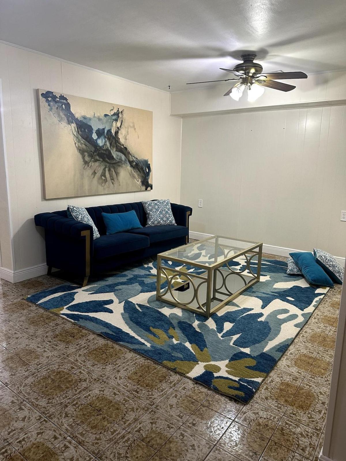 Shared For Men - Tropical - Bunk 2 * Miami